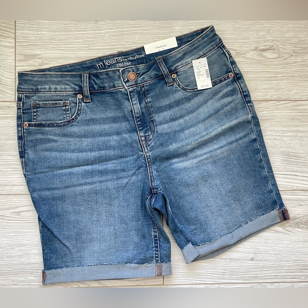 M jeans by Maurices mid-rise shorts